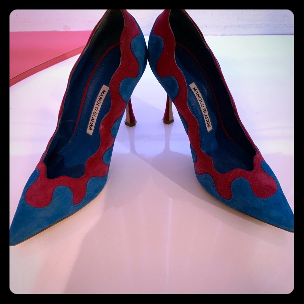 OFFERS WELCOME Manolo Blahnik Pink and Blue Pumps